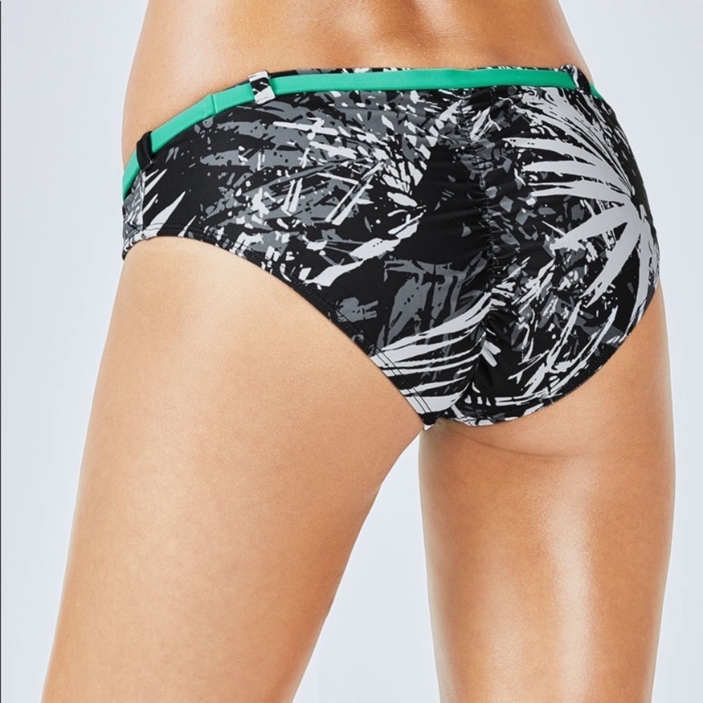Fabletics Allison Cheeky Bikini Bottoms. Size L - Picture 2 of 8